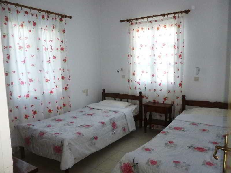 Apartments Jota Marathokampos Exterior photo